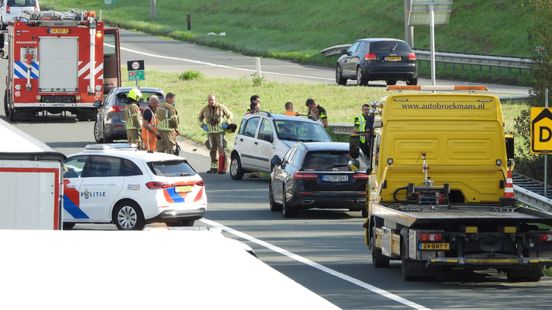 Ongeval A73 bij Venlo: één gewonde, vrachtwagen rijdt door Nieuws