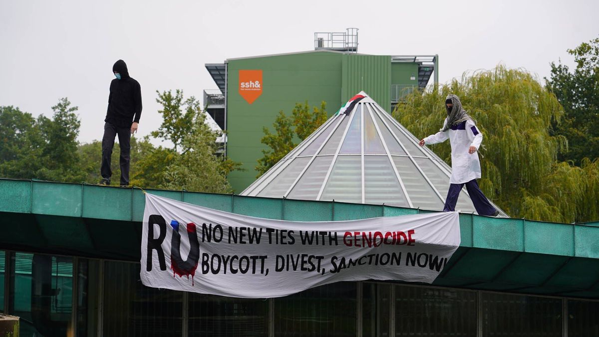 Mogelijk ontploffingsgevaar bij bezet pand Radboud universiteit