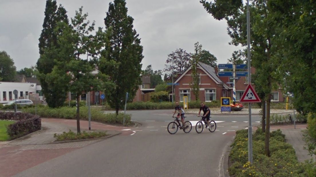 De weg vanuit Roden naar Zevenhuizen, die nog niet is voorzien van een fietspad