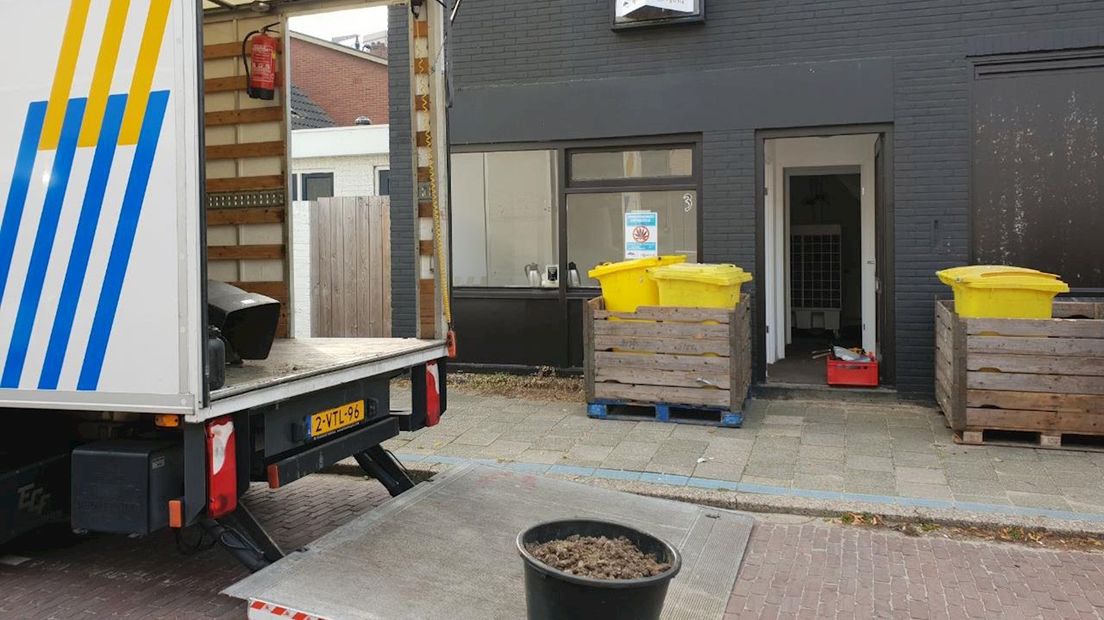 Tientallen huishoudens zonder stroom tijdens ontmanteling hennepkwekerij in Hengelo