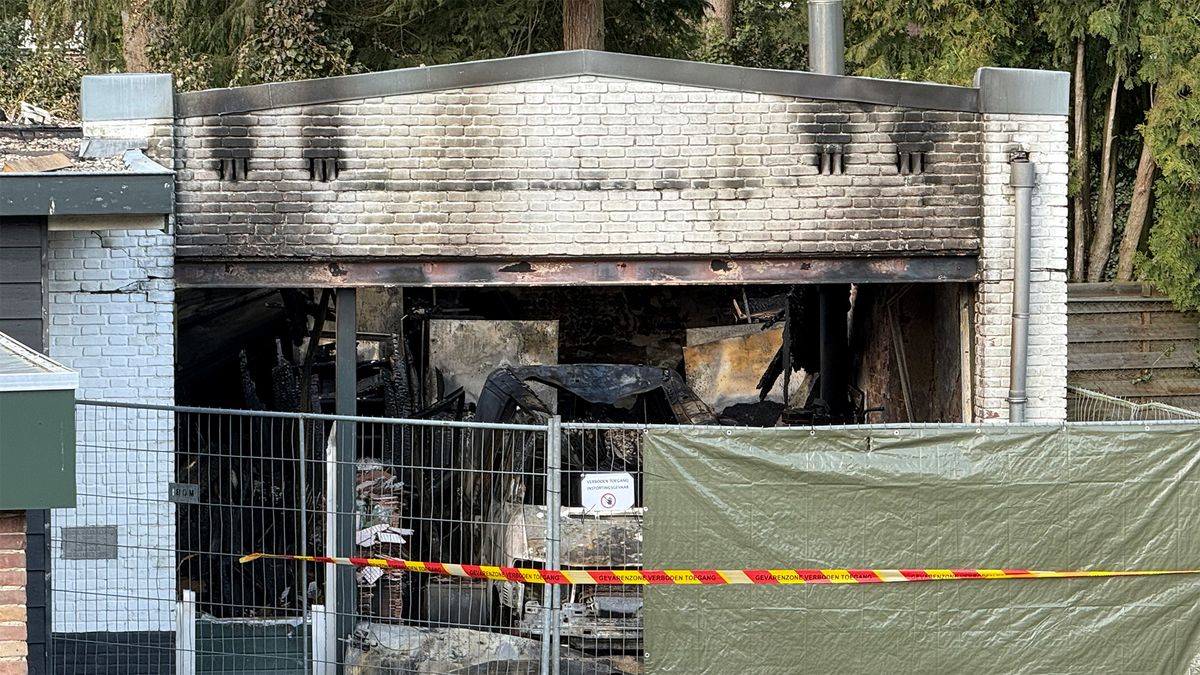 Werkplaats in Soest uitgebrand: ondernemer verliest gereedschap, handel en dierbare camper