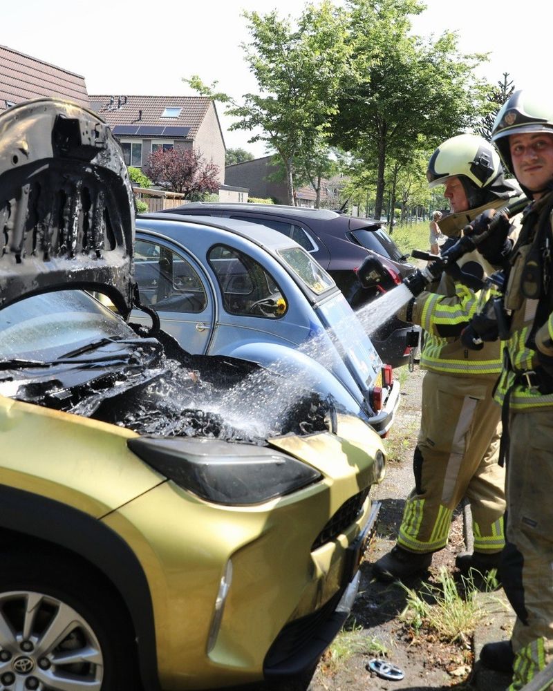 Reeks autobranden Eemnes houdt aan: vier nieuwe branden - RTV Utrecht
