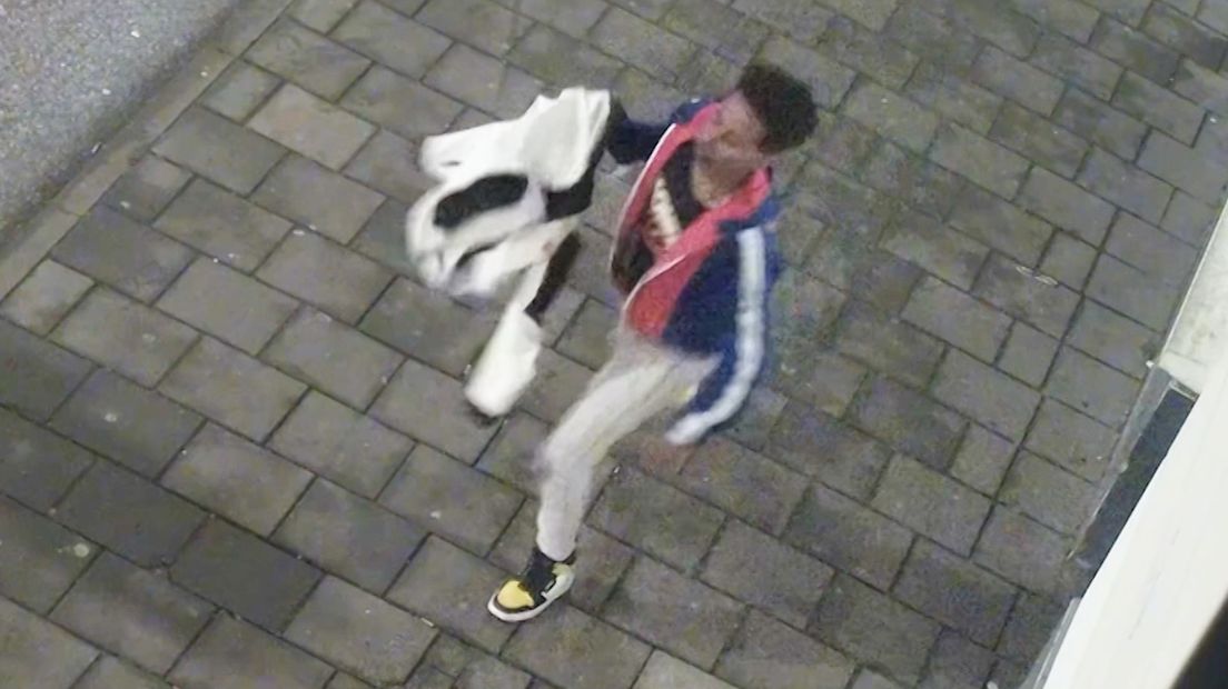 De man die de politie nog zoekt