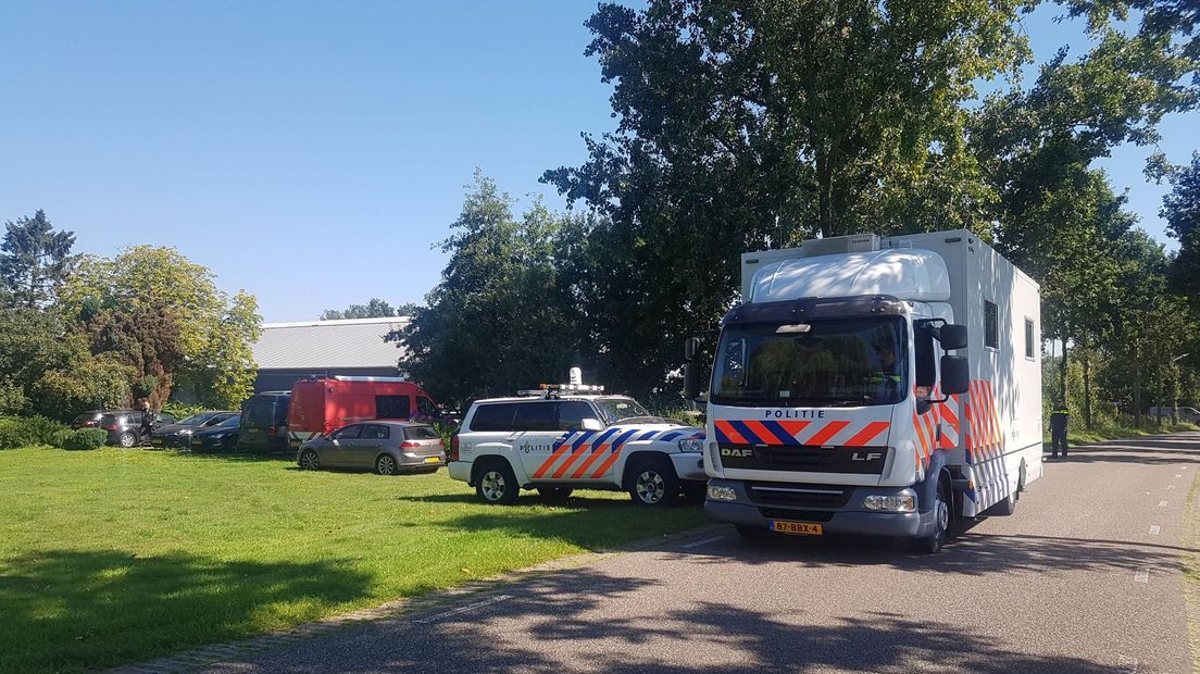 Grote politie-inval in Nijeveense Bovenboer (Rechten: Persbureau Meter)