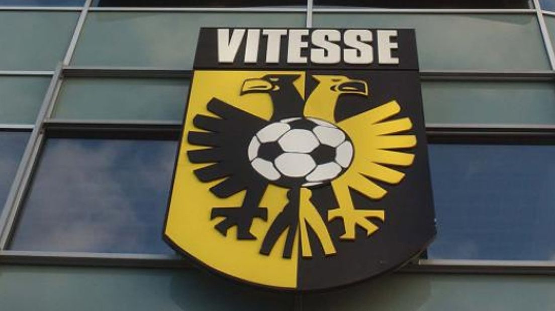 Rellen tussen supporters Vitesse en Lierse