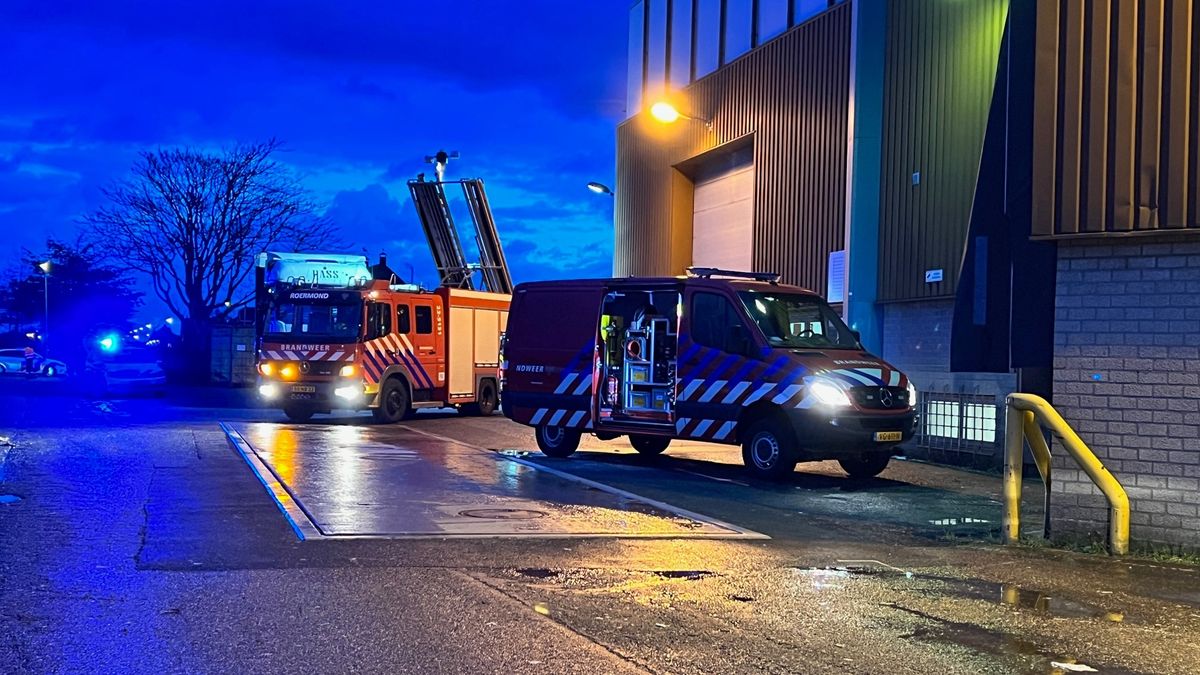 Chauffeur gewond na ongeval bij papierfabriek in Swalmen