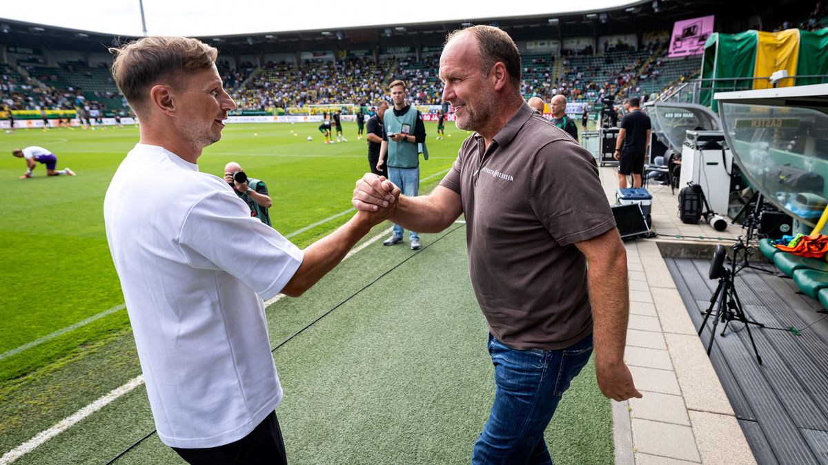 ADO Den Haag-trainer Robin Peter begint met twee spitsen aan de wedstrijd tegen FC Groningen