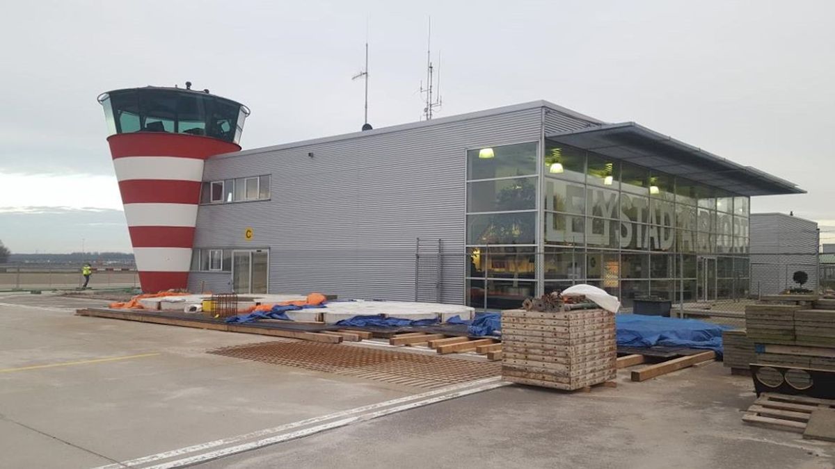 Gemeenteraad Zwolle ‘Herindeling luchtruim nog voor opening Lelystad