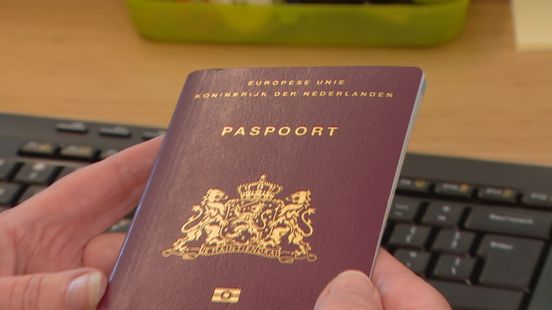 Verdachte van vervalsen tientallen paspoorten wordt voorlopig vrijgelaten: 'Super' Nieuws
