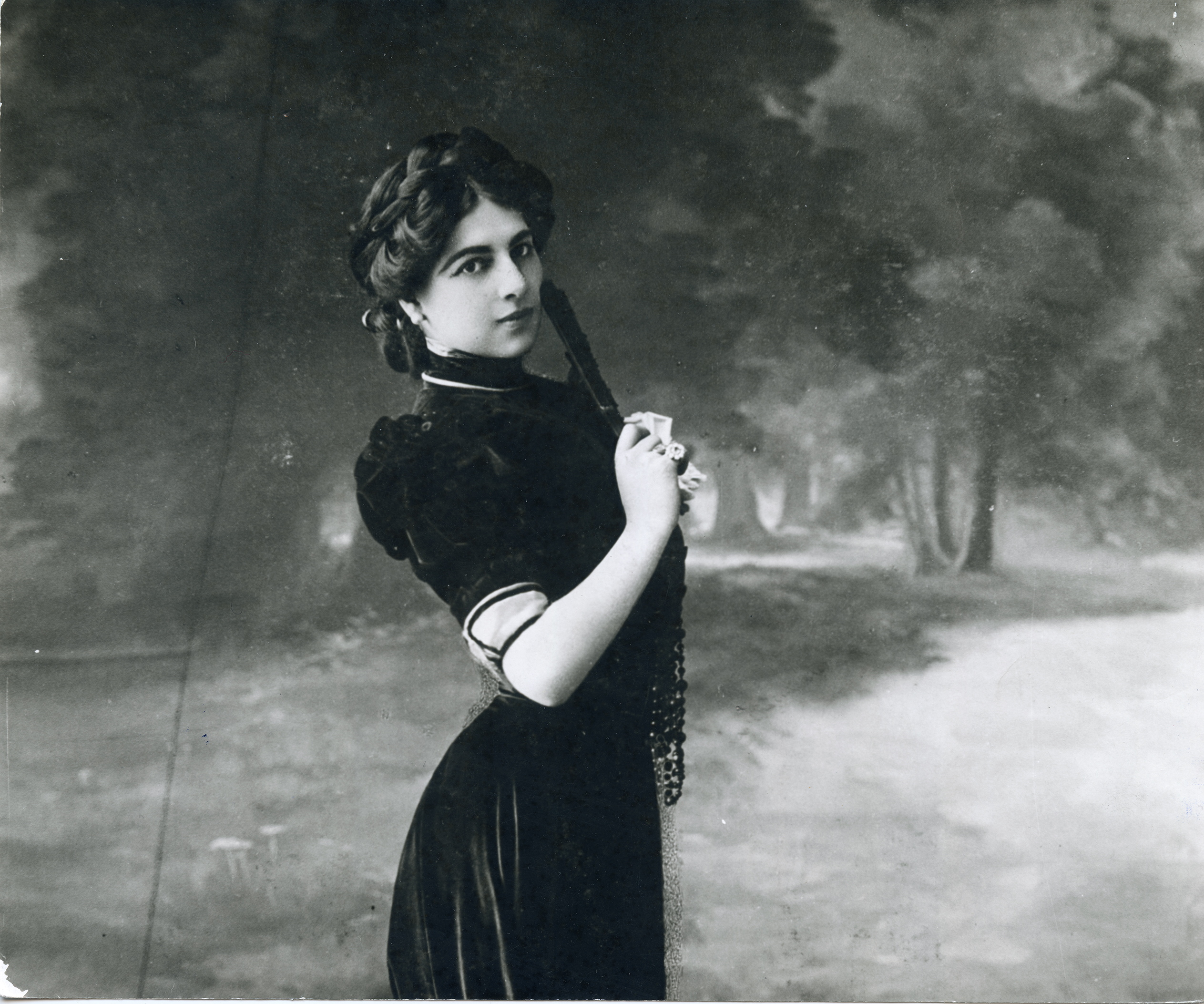 Mata Hari yn Parys yn 1905