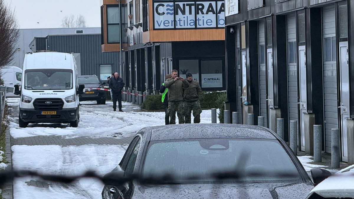 Voorwerp aan voordeur bedrijfspand in Zwolle was explosief