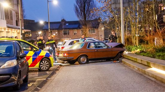 Botsing tussen autos in Amersfoort, mogelijke spookrijder. Botsing tussen autos in Amersfoort, mogelijke spookrijder.