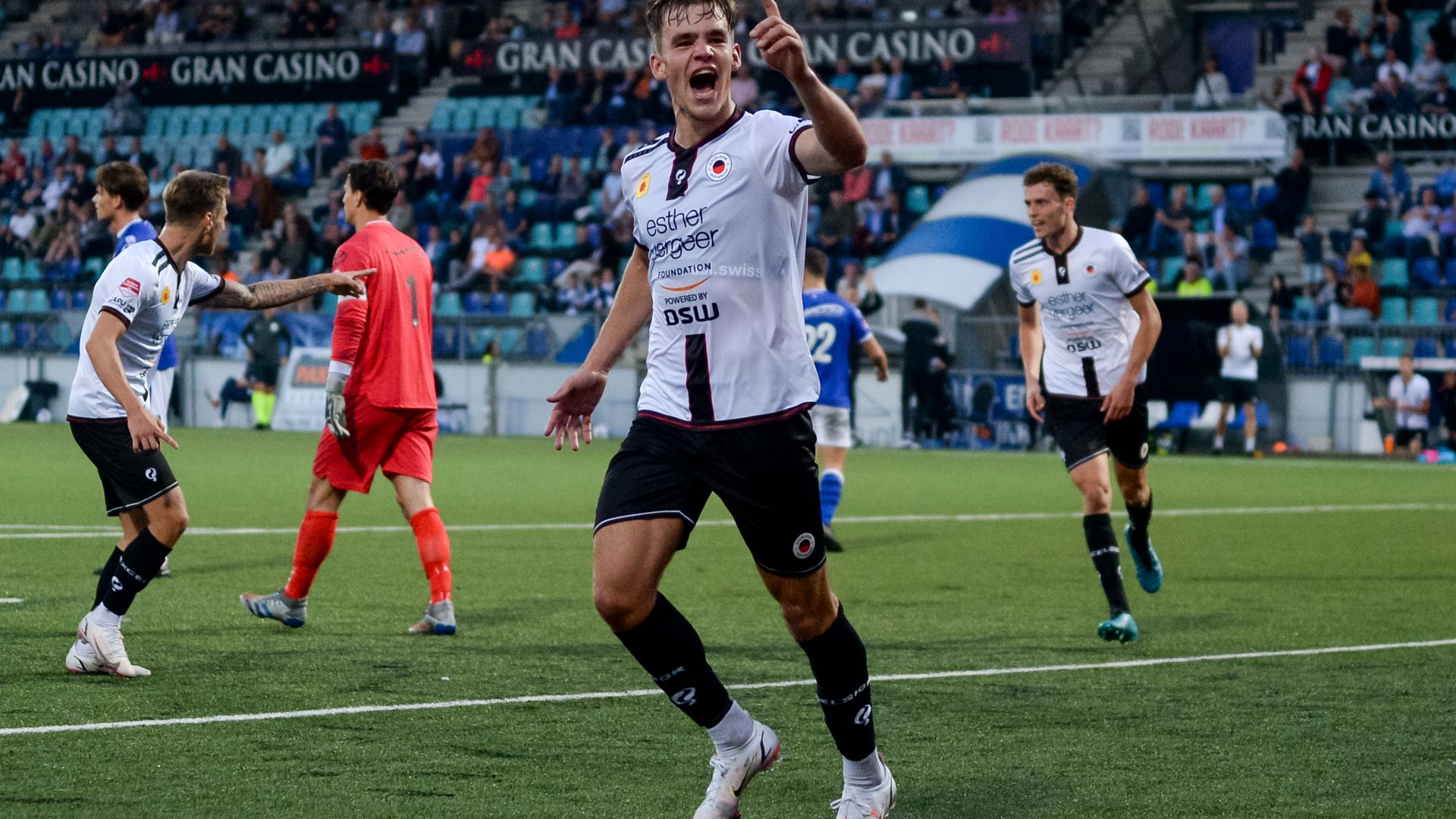 Thijs Dallinga Is De Grote Uitblinker Bij Excelsior Met Vier Goals Na ...