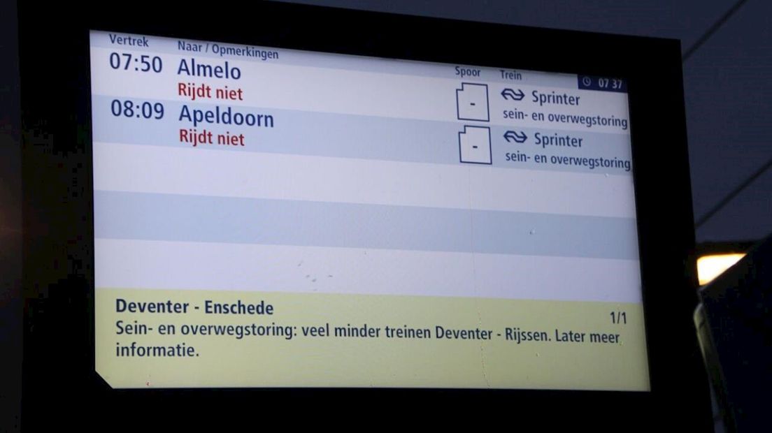 Treinen tussen Deventer en Rijssen vallen uit door seinstoring