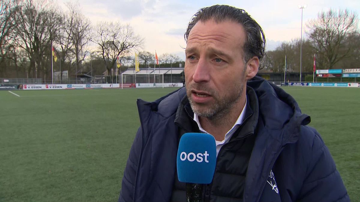 Genemuiden-trainer Arnold Klein na het gelijkspel tegen ROHDA Raalte
