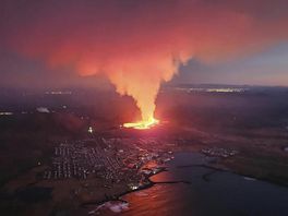 IJslandse Hanna ziet hoe het huis van haar zus door lava bedreigd wordt