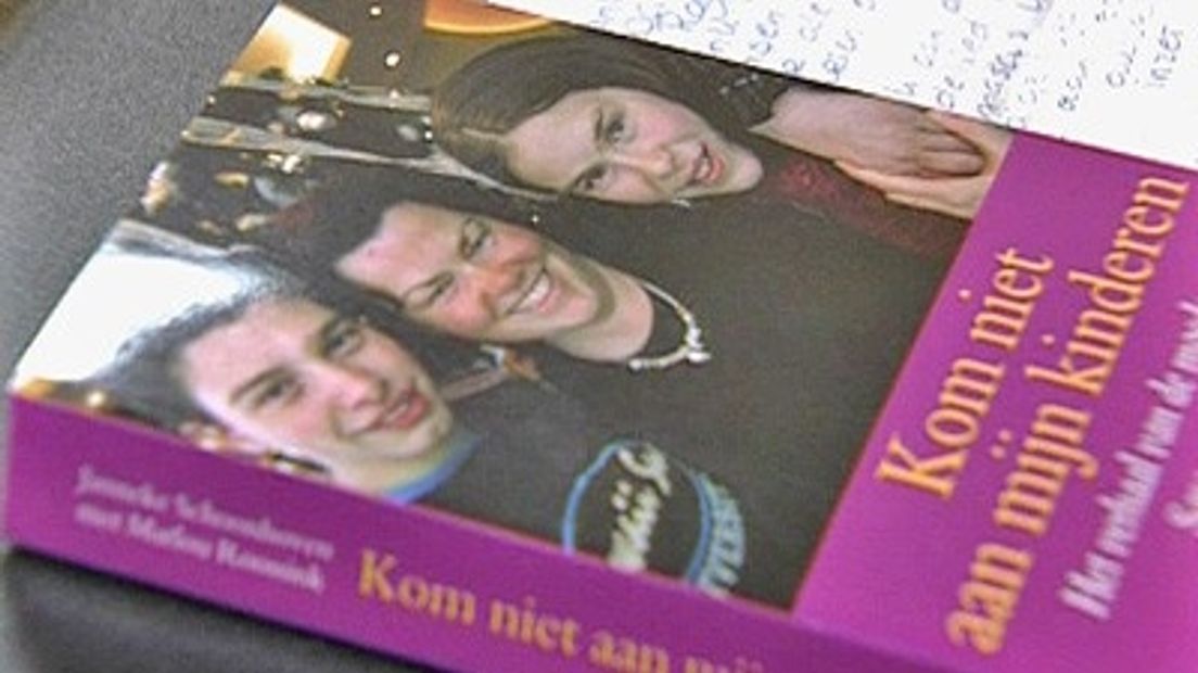 Janneke Schoonhoven kapot van emotie na zien film - RTV Noord