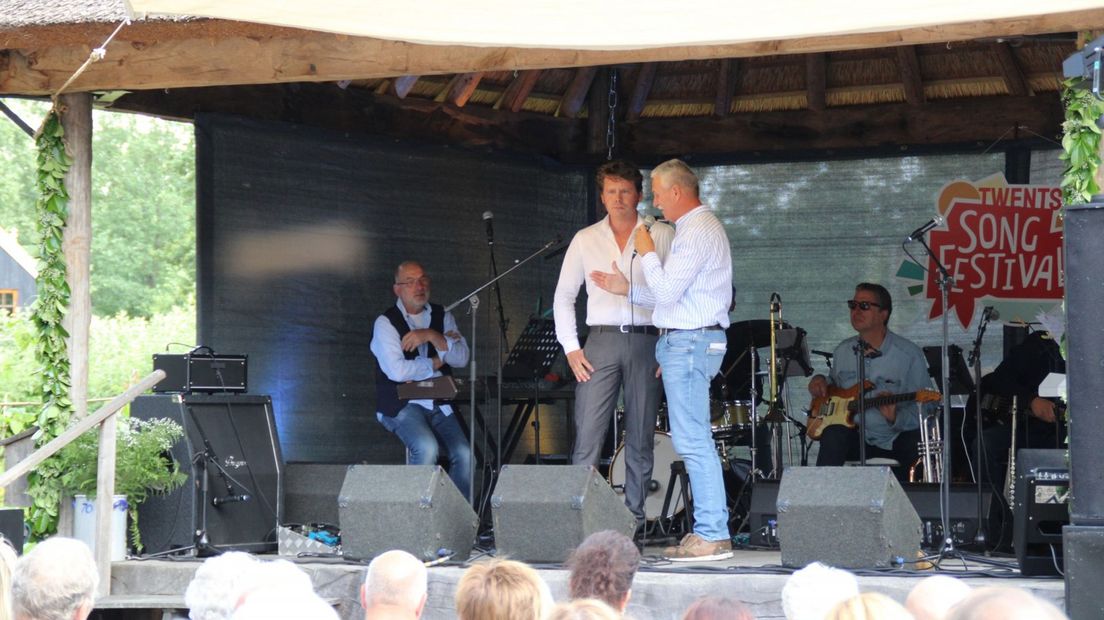 Gert Jan Roesthuis won vorig jaar het Twents Songfestival