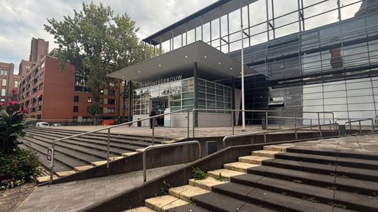 Groot proces van start in Utrecht: echtpaar moet zich verantwoorden voor misbruik oppaskinderen Home