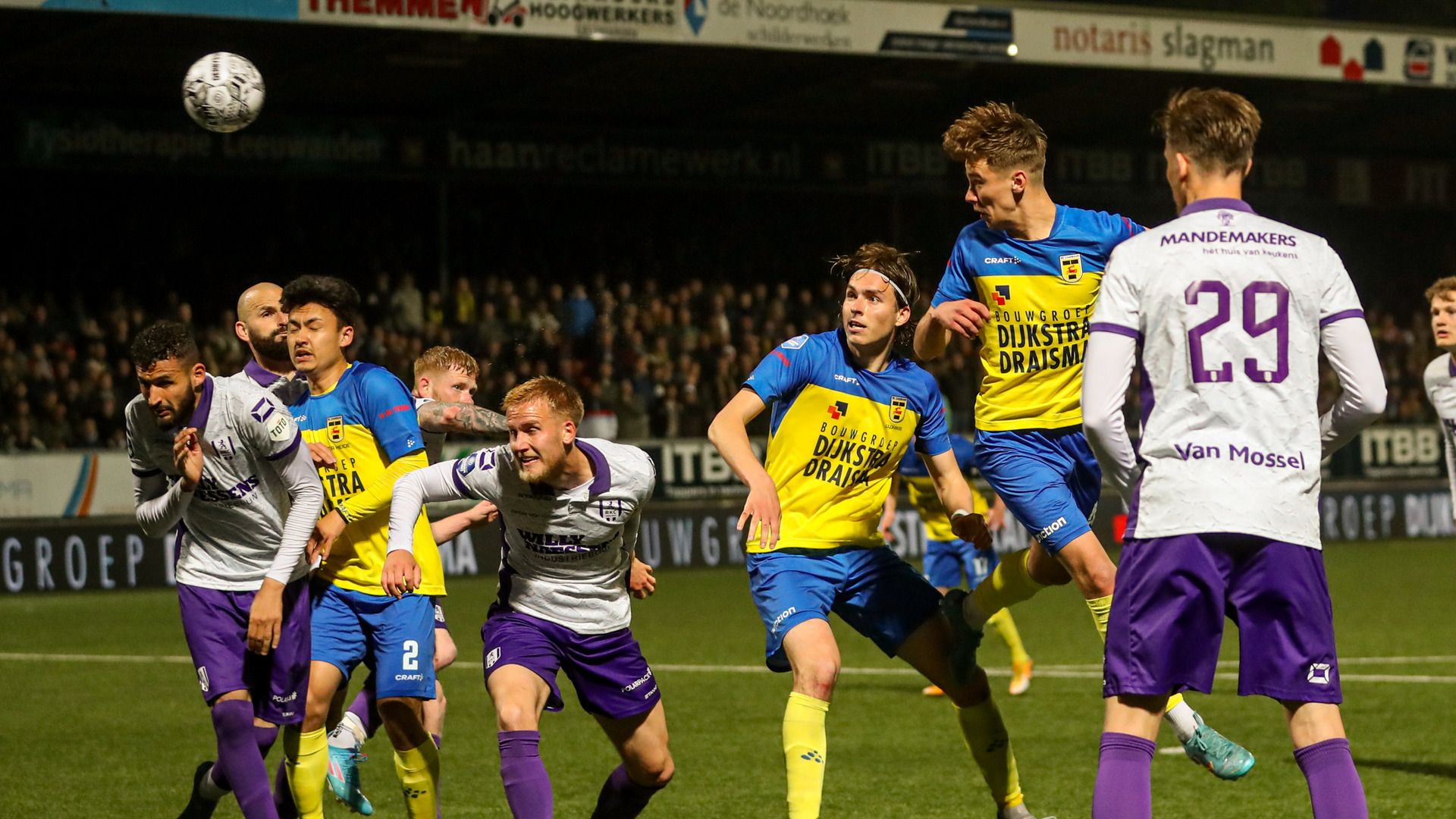 De 1-1 yn byld