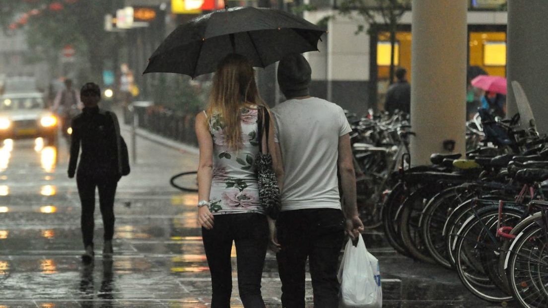 Het wordt warm met regen en wind (Archieffoto)