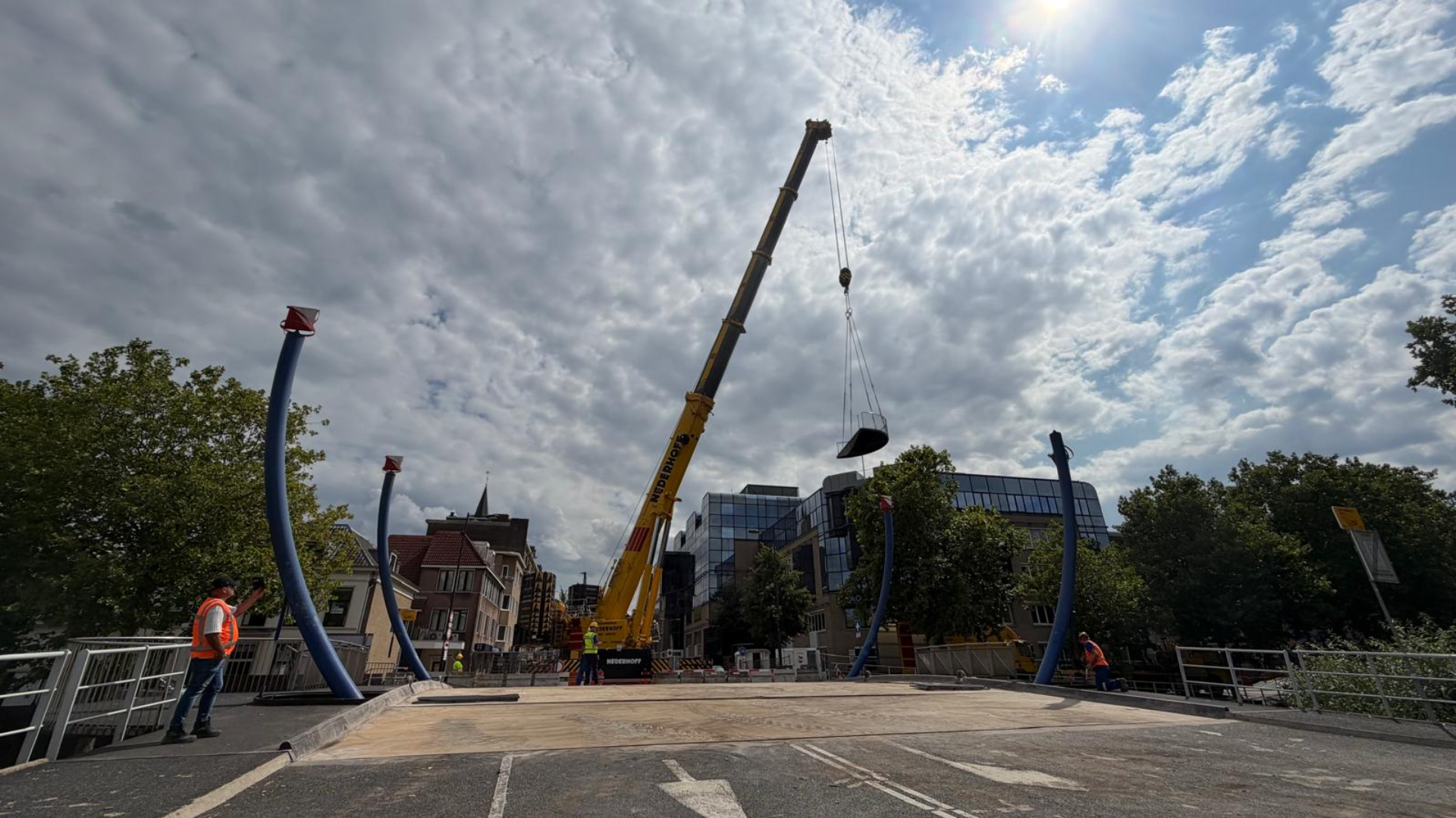 Werkzaamheden Monicabrug gestart: verkeer moet omrijden