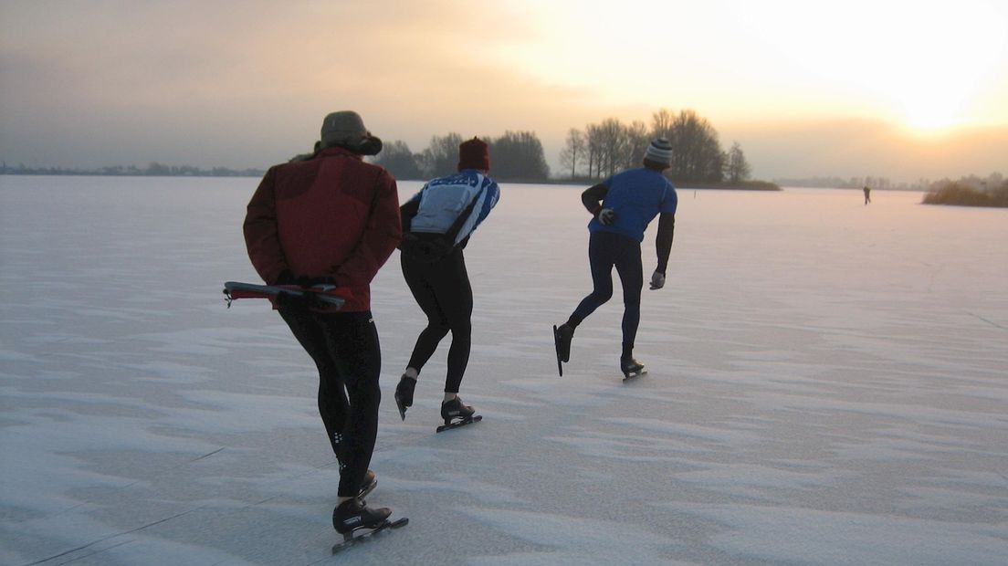 schaatsen op natuurijs