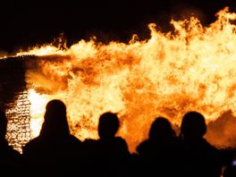 Vreugdevuren al vanavond in brand: vrees voor harde wind op oudejaarsavond
