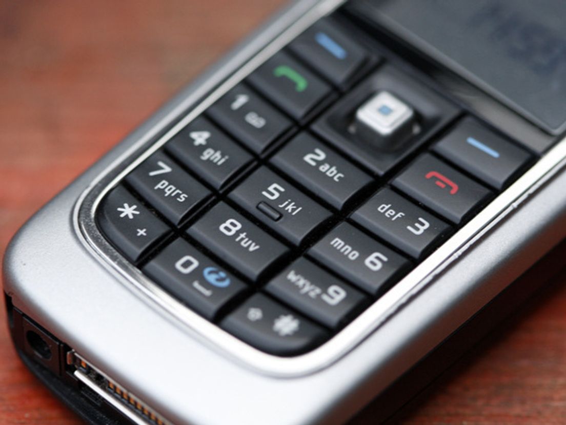 Mobiele telefoon.cropresize-1.1.tmp.jpg