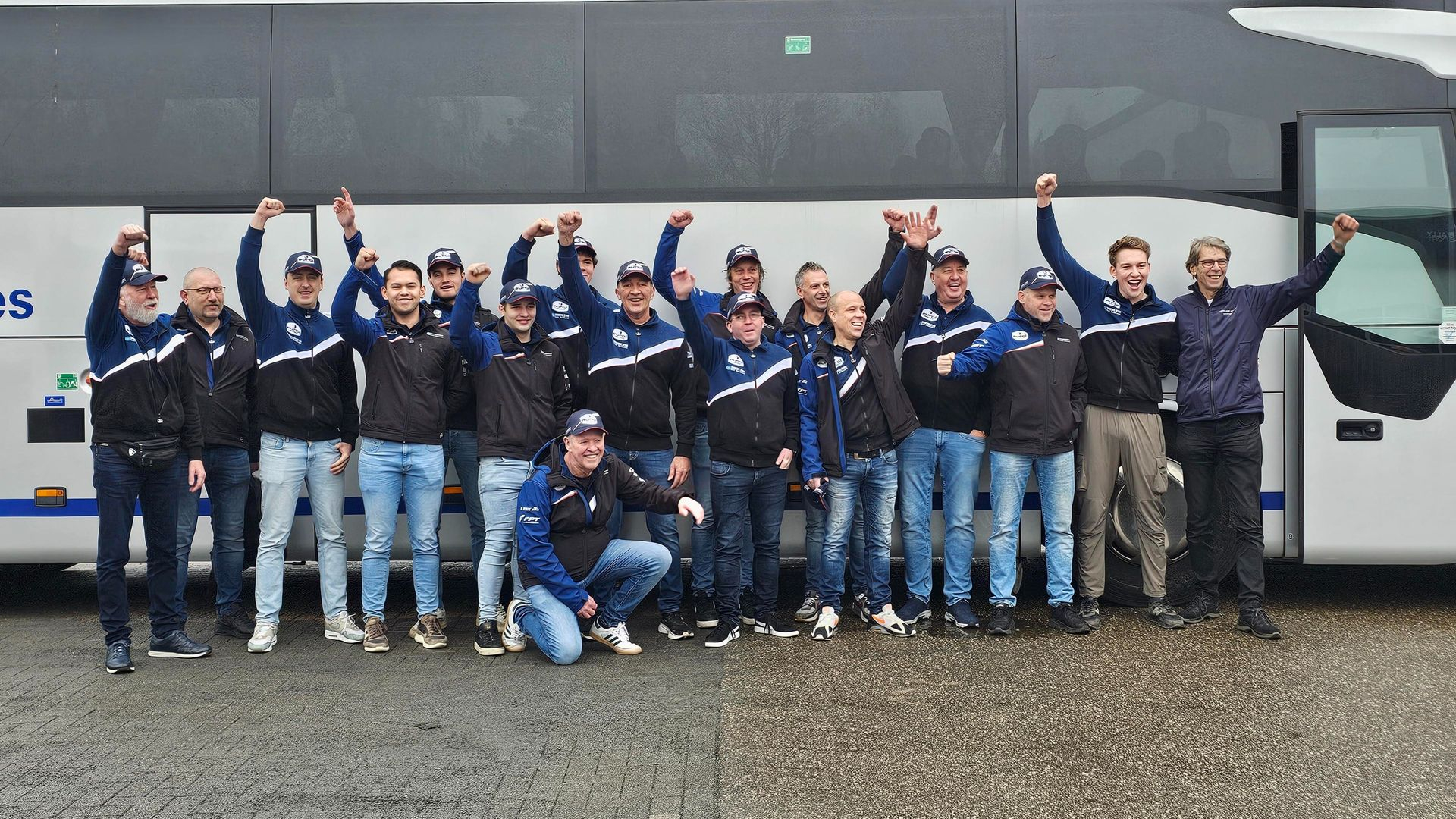 Familie van den Brink weer naar Dakar: 'Deze keer gaan we voor de winst'