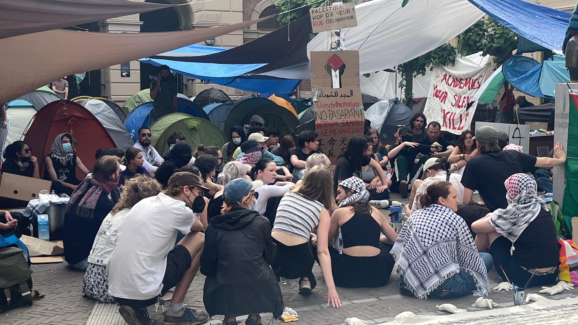 Gemeente wil in gesprek met pro-Palestina demonstranten: ‘Zo doen we dat in Groningen’