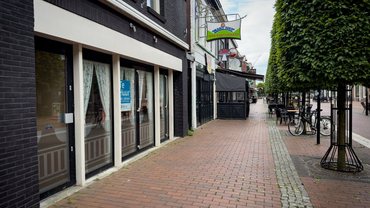 ‘Trek de vergunning in’, adviseert commissie over coffeeshop Hoogeveen