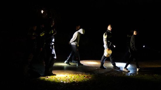 Autokraker gepakt • gewonde bij ongeval. Autokraker gepakt • gewonde bij ongeval.