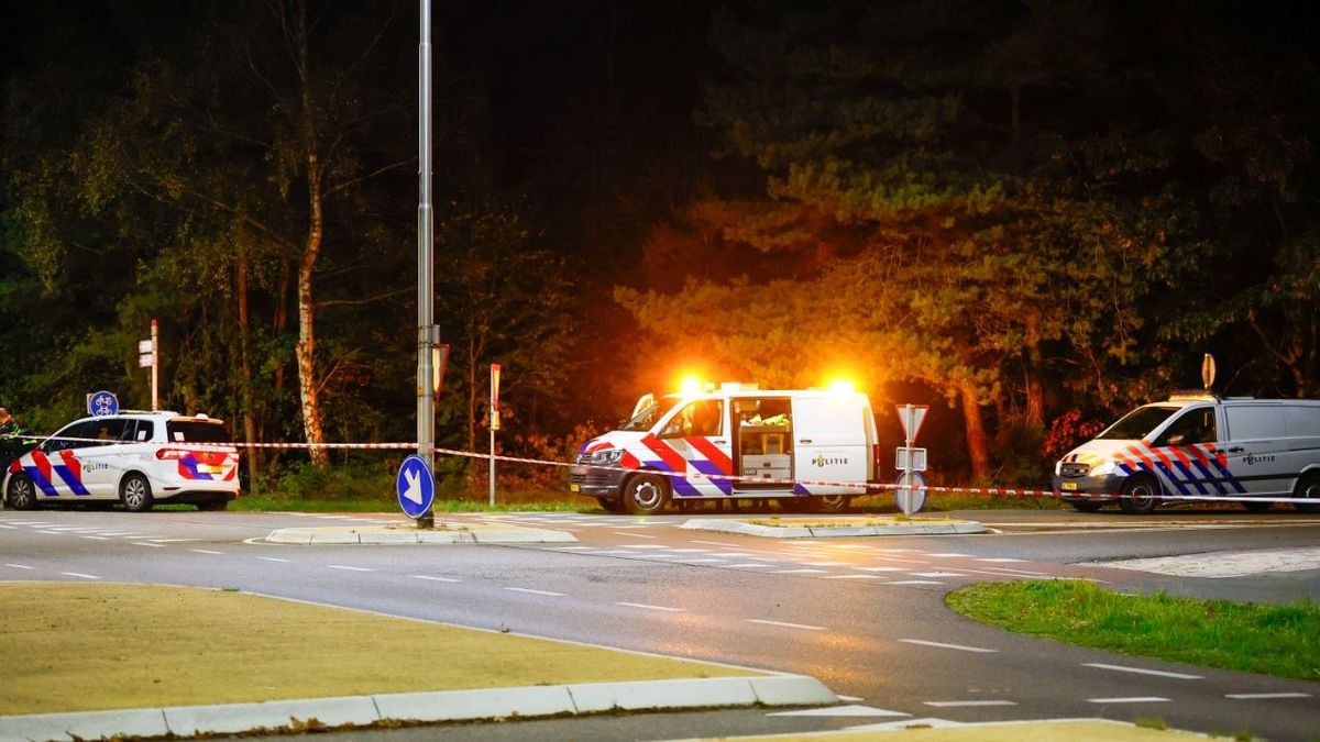 112 Nieuws: Fietser ernstig gewond in Enschede | Auto in de sloot bij Hasselt