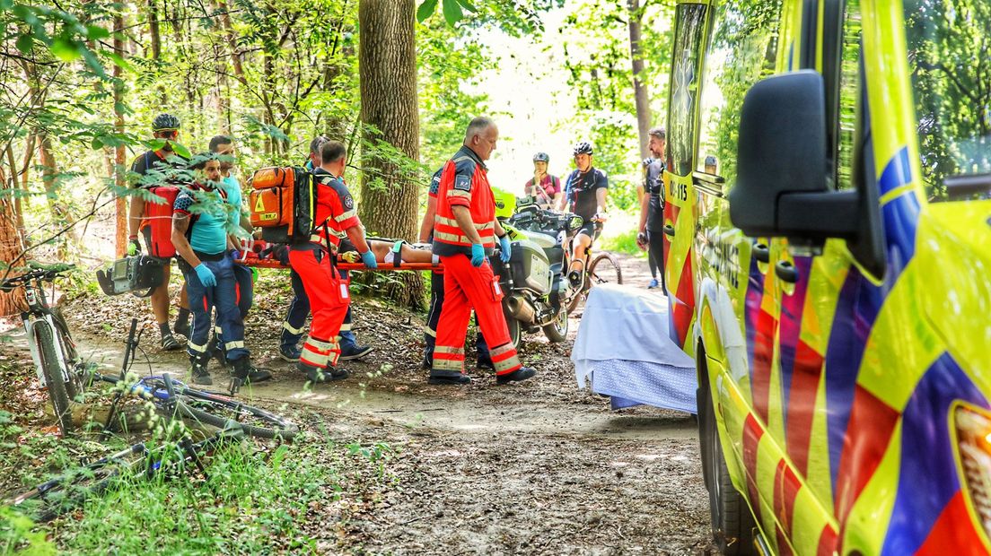 Mountainbikester gewond bij ongeluk in Austerlitz