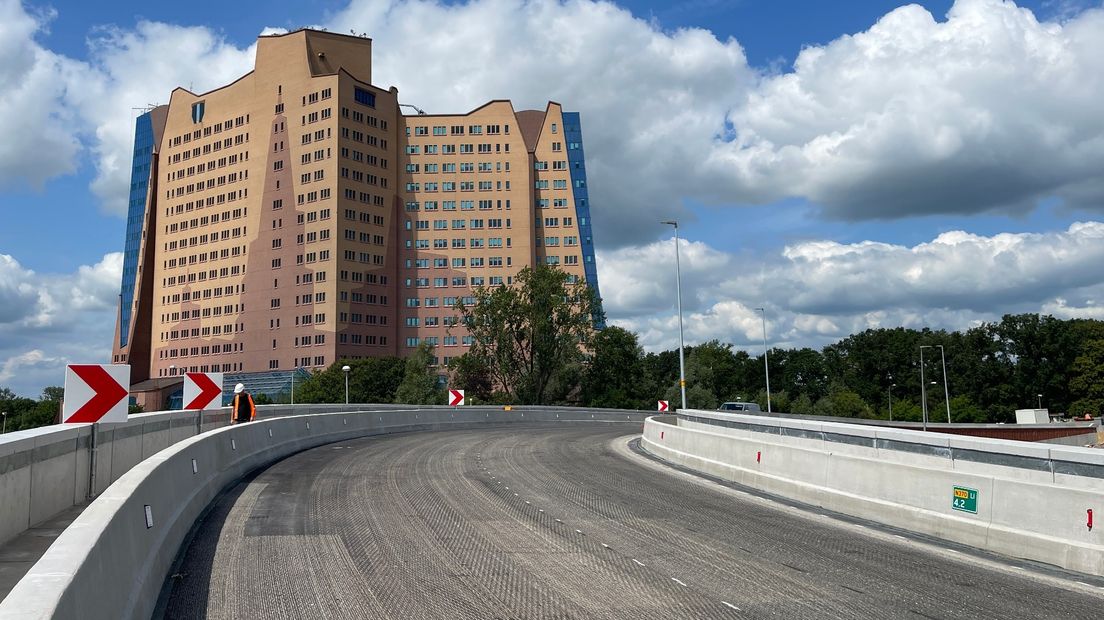 De nieuwe verbindingsboog bij het Vrijheidsplein