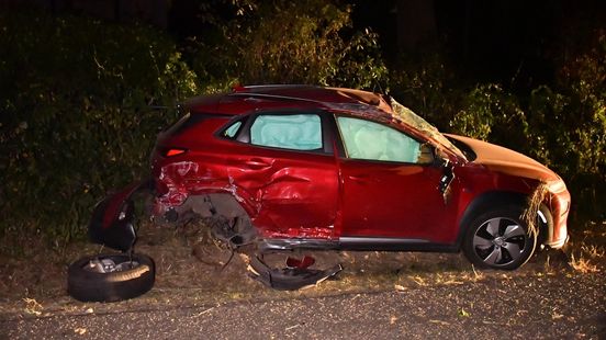 Automobilist aangehouden na botsing tegen boom in Wellerlooi Nieuws