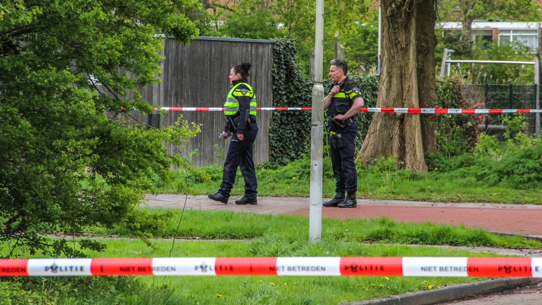 Plysjeminsken op it plak fan it ynsidint