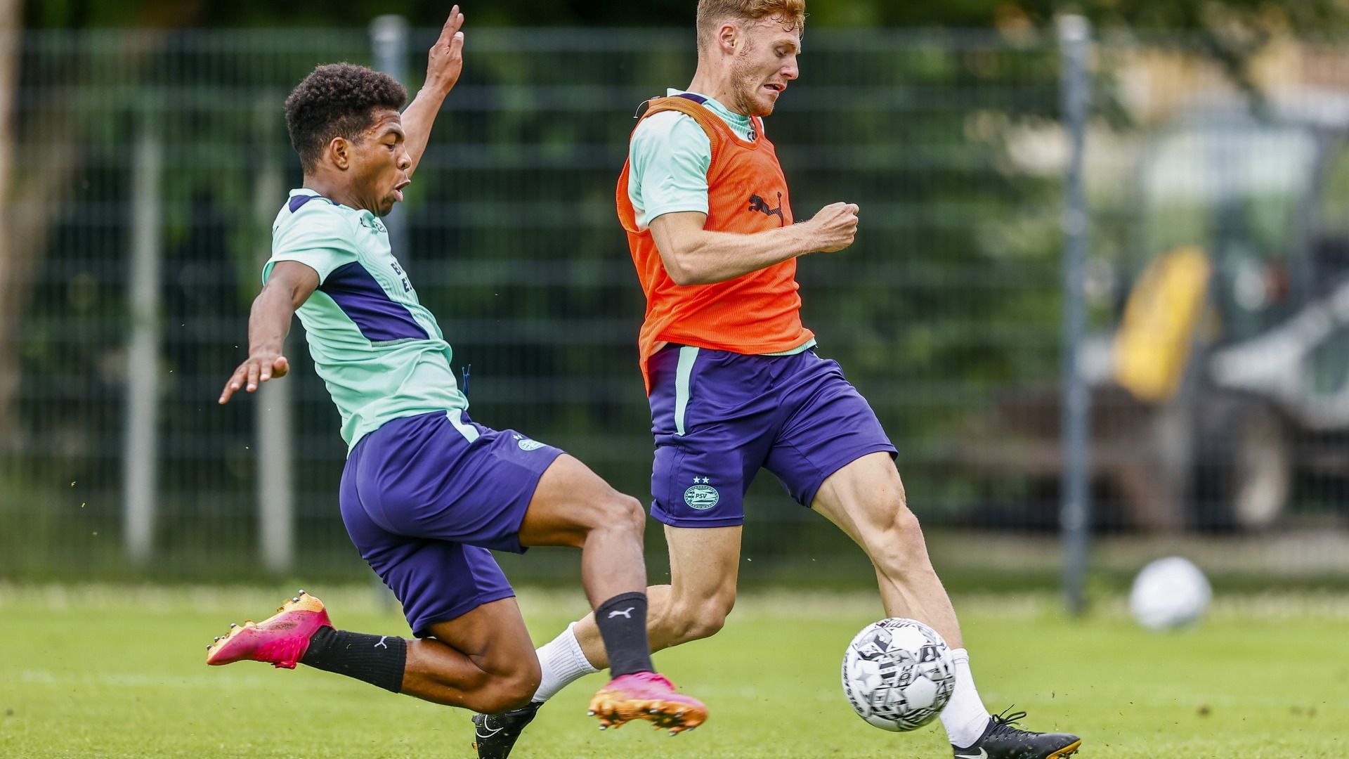 Shurandy Sambo op in training fan PSV