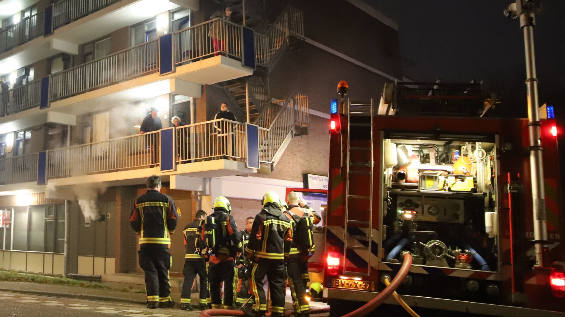 Bewoners Kunnen Door Rook Huis Niet Uit Na Brand In Gouda, Zeven ...