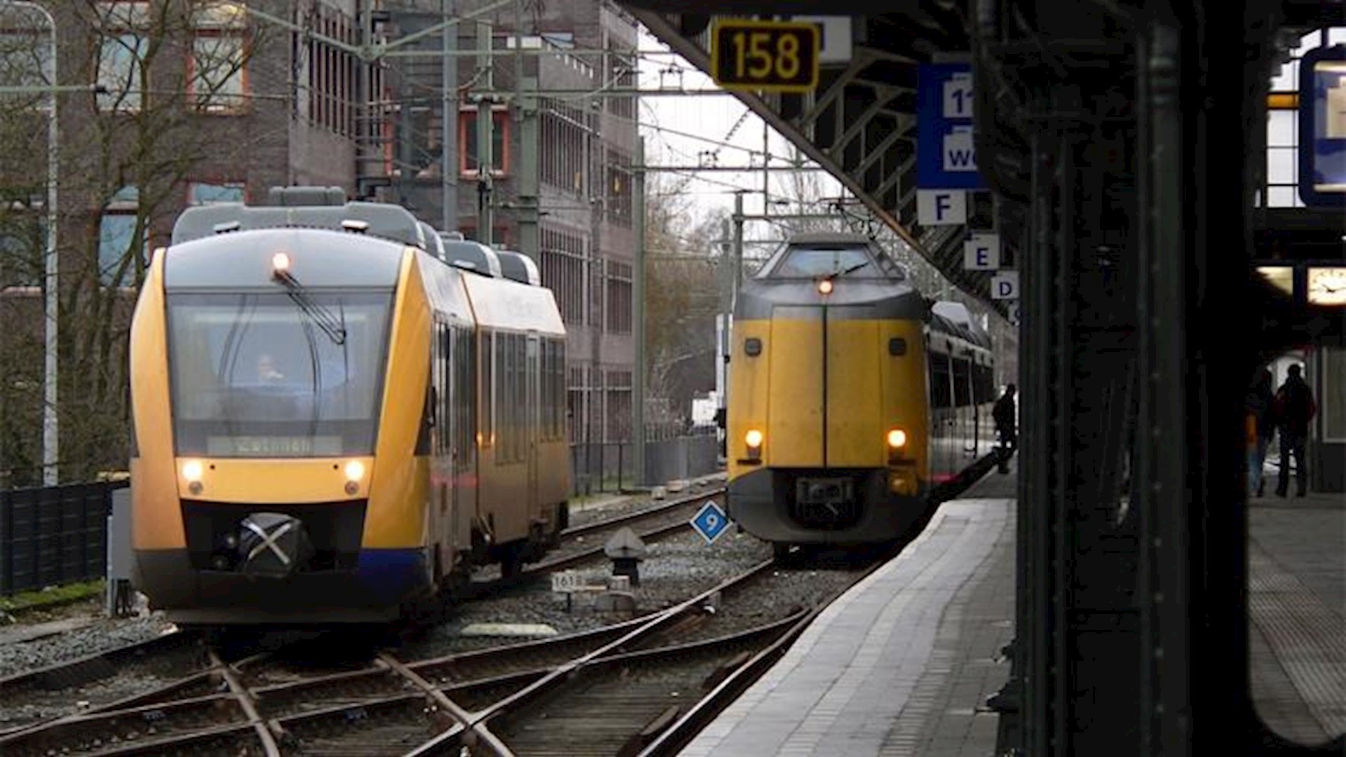 Aangepaste Vertrektijden Voor Treinreizigers, Nieuwe Dienstregeling NS ...