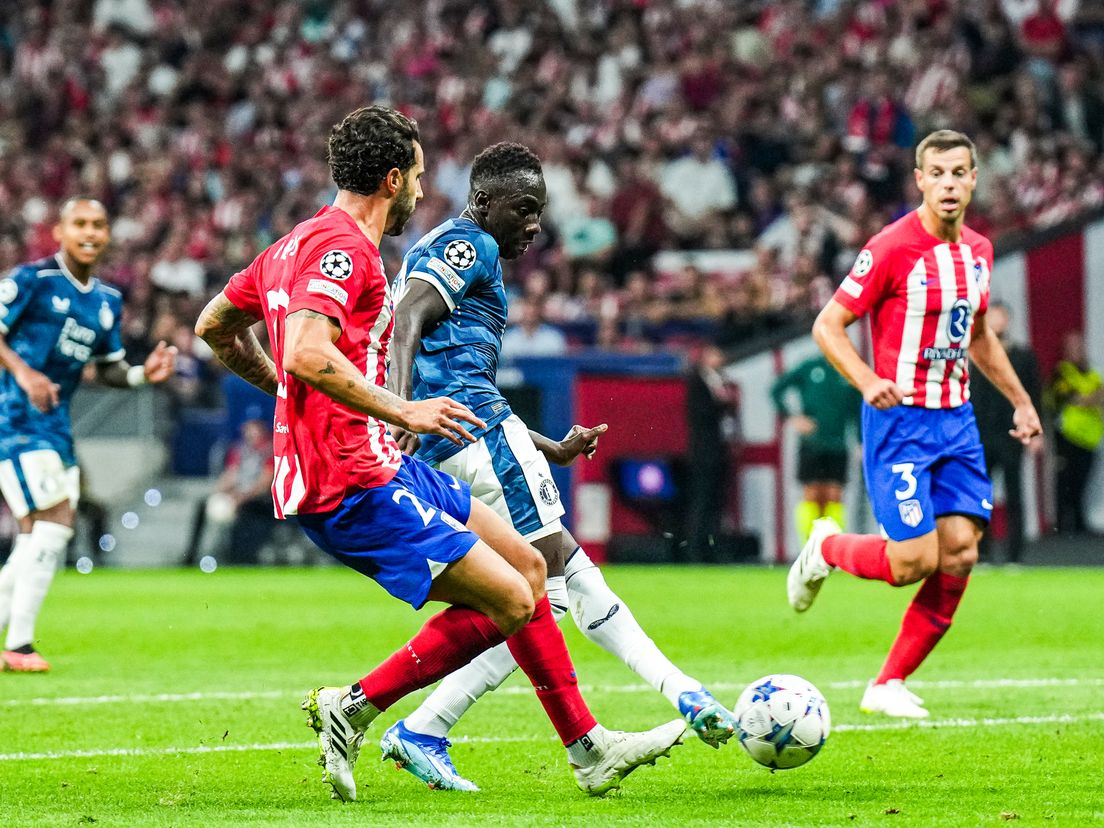 Yankuba Minteh kreeg een grote kans tegen Atletico Madrid