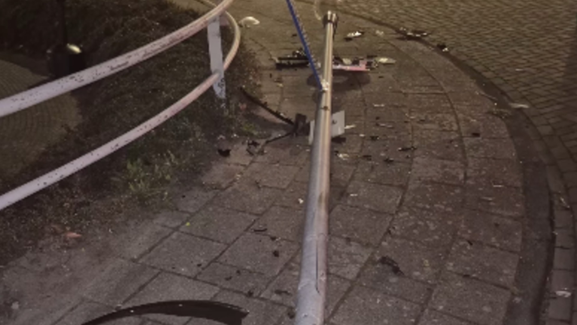 Brokkenmaker verlaat plek ongeval in Hoogezand • Buitenbrandje in Oude Pekela.