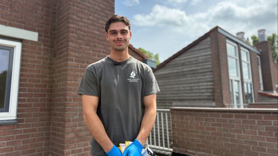 Sven (24) heeft zijn eigen schoonmaakbedrijf: ‘Je merkt dat sommige mensen neerkijken op schoonmakers’