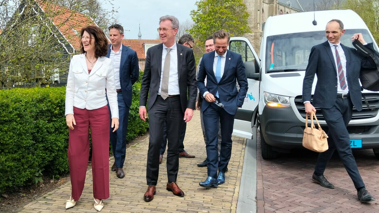 Vanaf deze maand is de flexbus in heel Zeeland actief: 'Het werkt perfect'