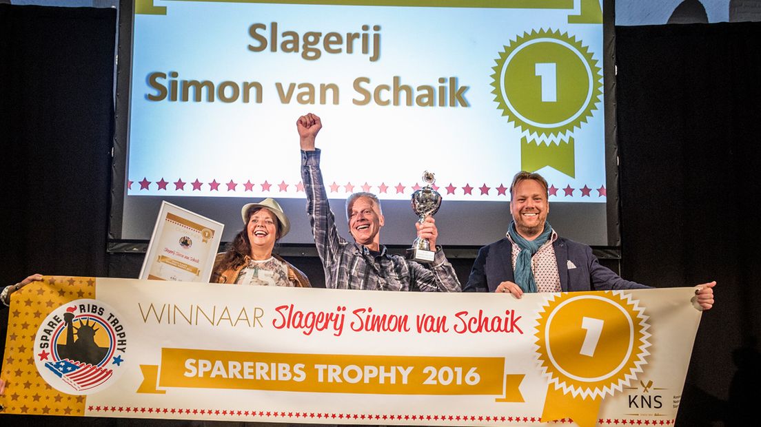Leidse slager Simon van Schaik wint Spareribs Trophy 2016