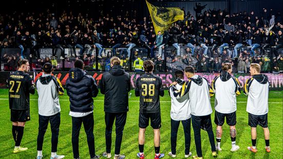 Vijf vragen en antwoorden over de slepende impasse bij balend Vitesse