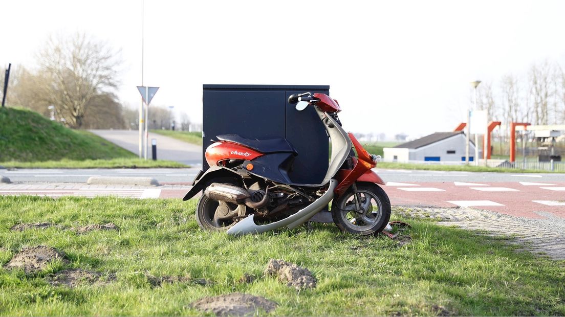 Scooterrijder gewond bij ongeluk Kampen
