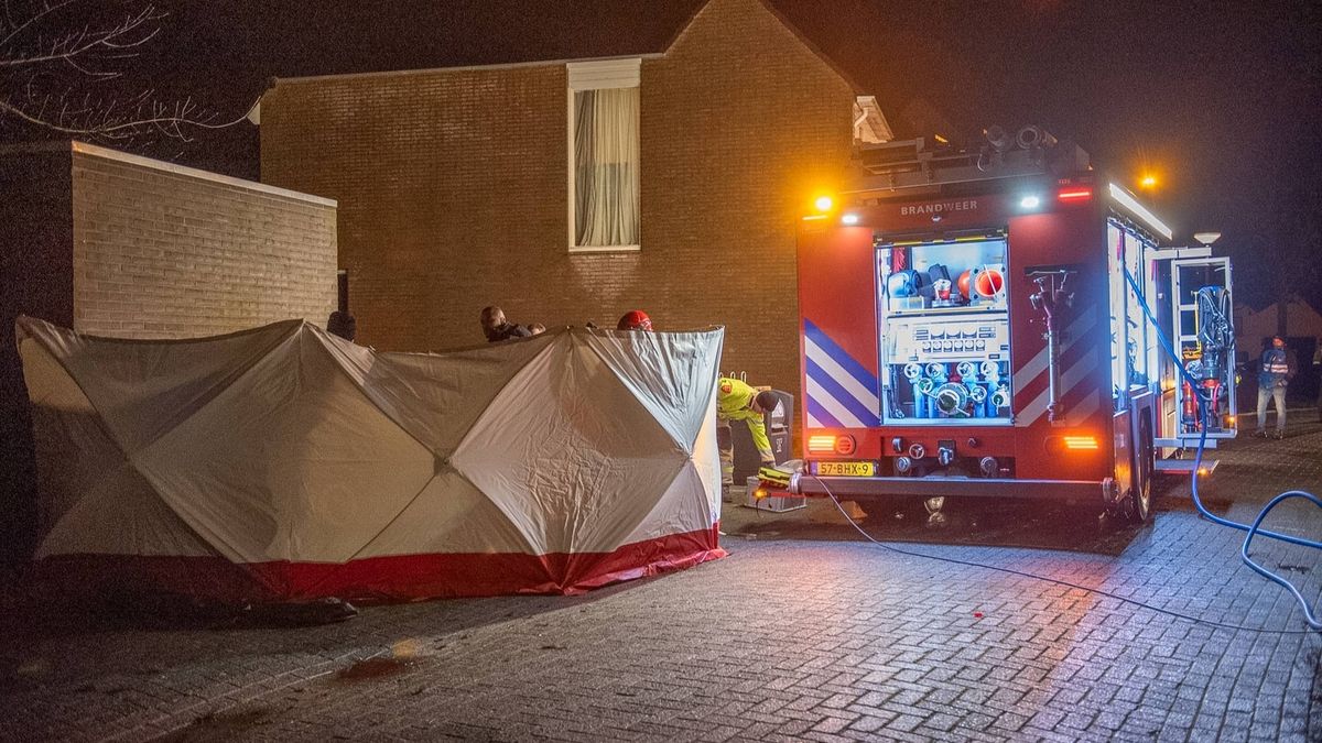 112-nieuws donderdag 1 januari: Gewonde bij woningbrand in Beerta • Asbest Bedum alleen in directe o
