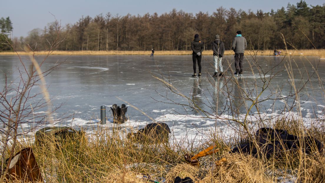Niet alle schaatsers hadden een plezierig weekend (Rechten: RTV Drenthe / Robbert Oosting)